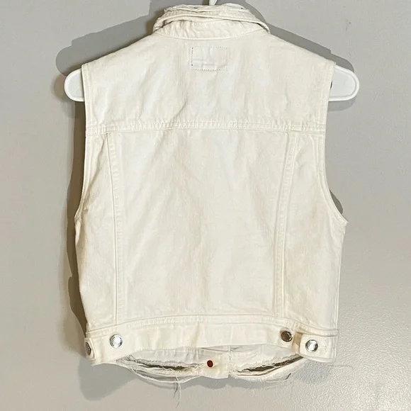 American Eagle small white denim vest - Picture 2 of 3